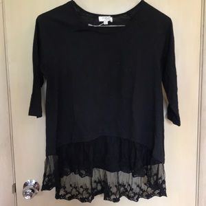 lacey black tee